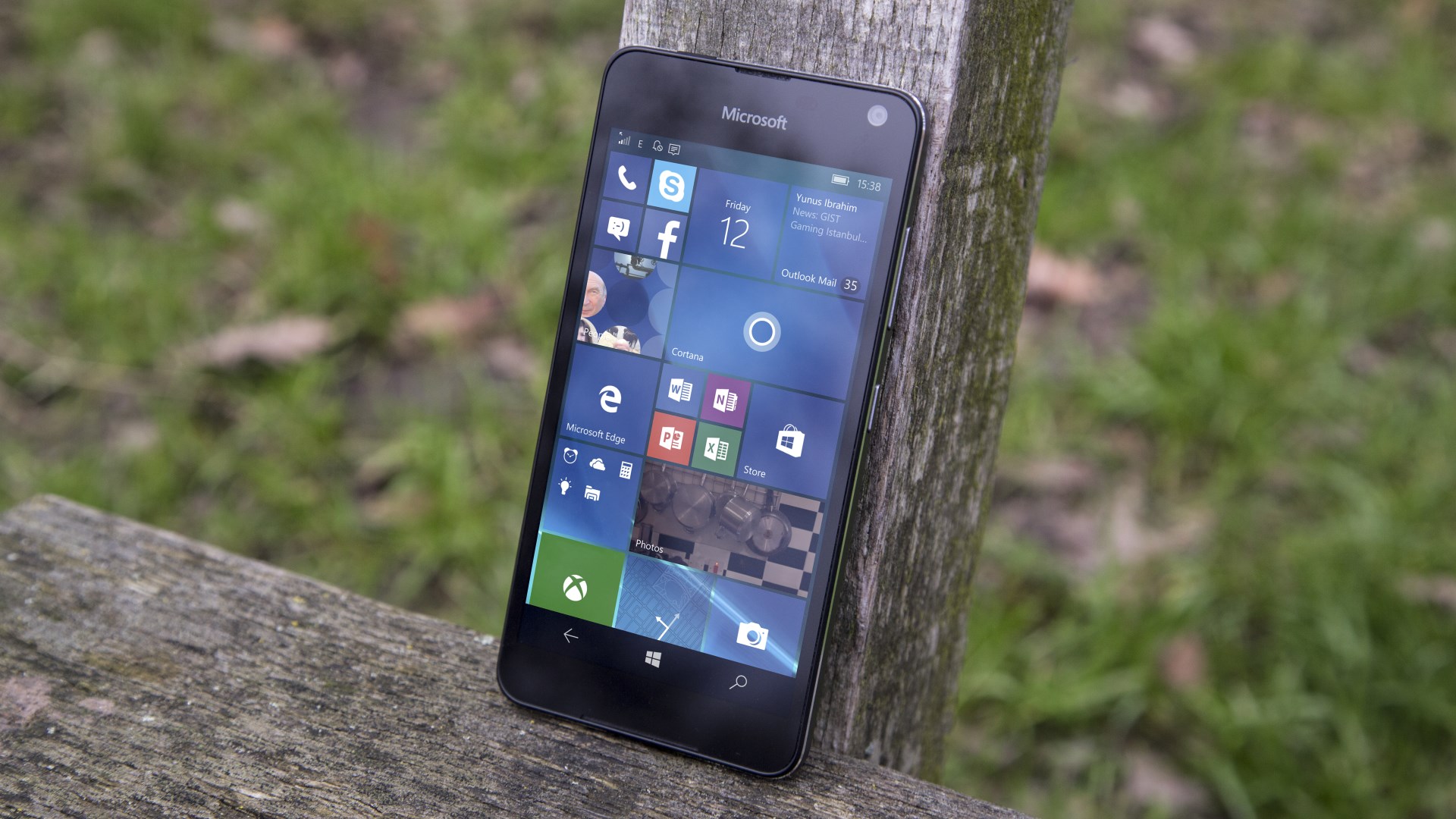 Обзор Microsoft Lumia 650: отличный дизайн, ужасный чипсет