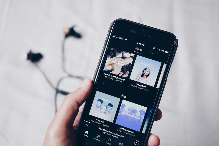 Spotify будет работать с Apple так что ваше приложение совместимо с Siri