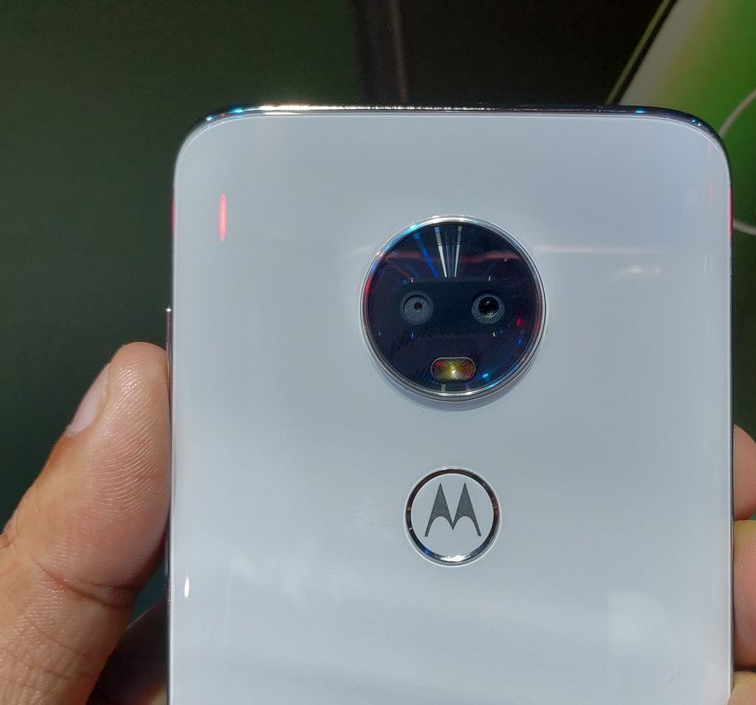 Время для смартфонов Motorola серии G8; Там может быть четыре, мото G8, G8 +, G8 Play и G8 Power