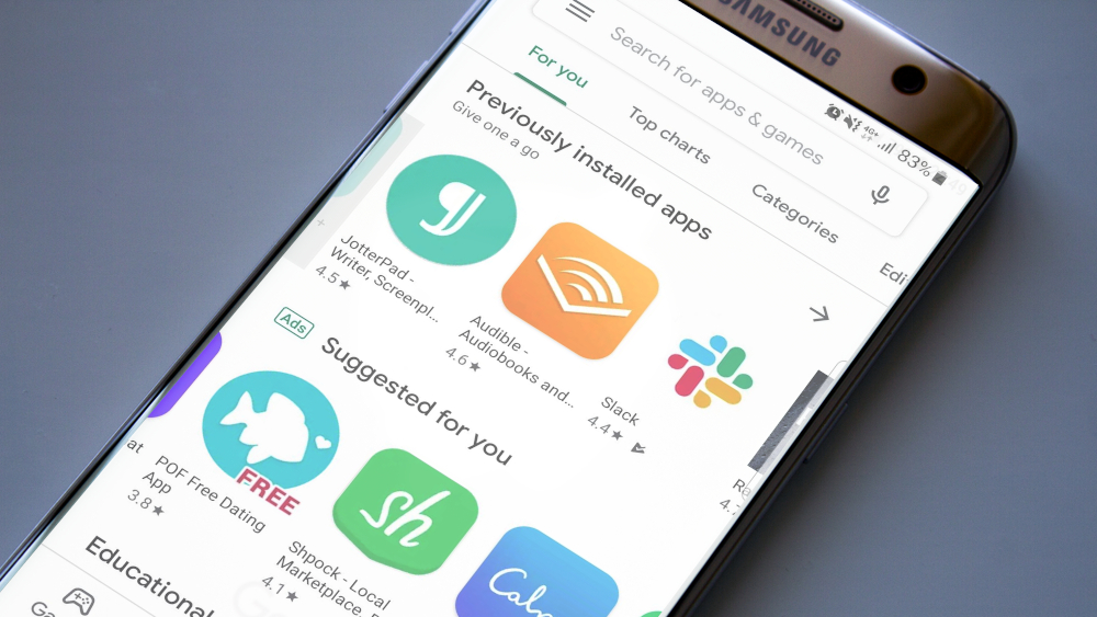 Google Play Store имеет яркий, белый новый вид при подготовке к Android Q