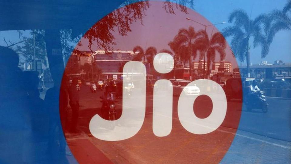 Reliance Jio GigaFiber commercial launch soon
