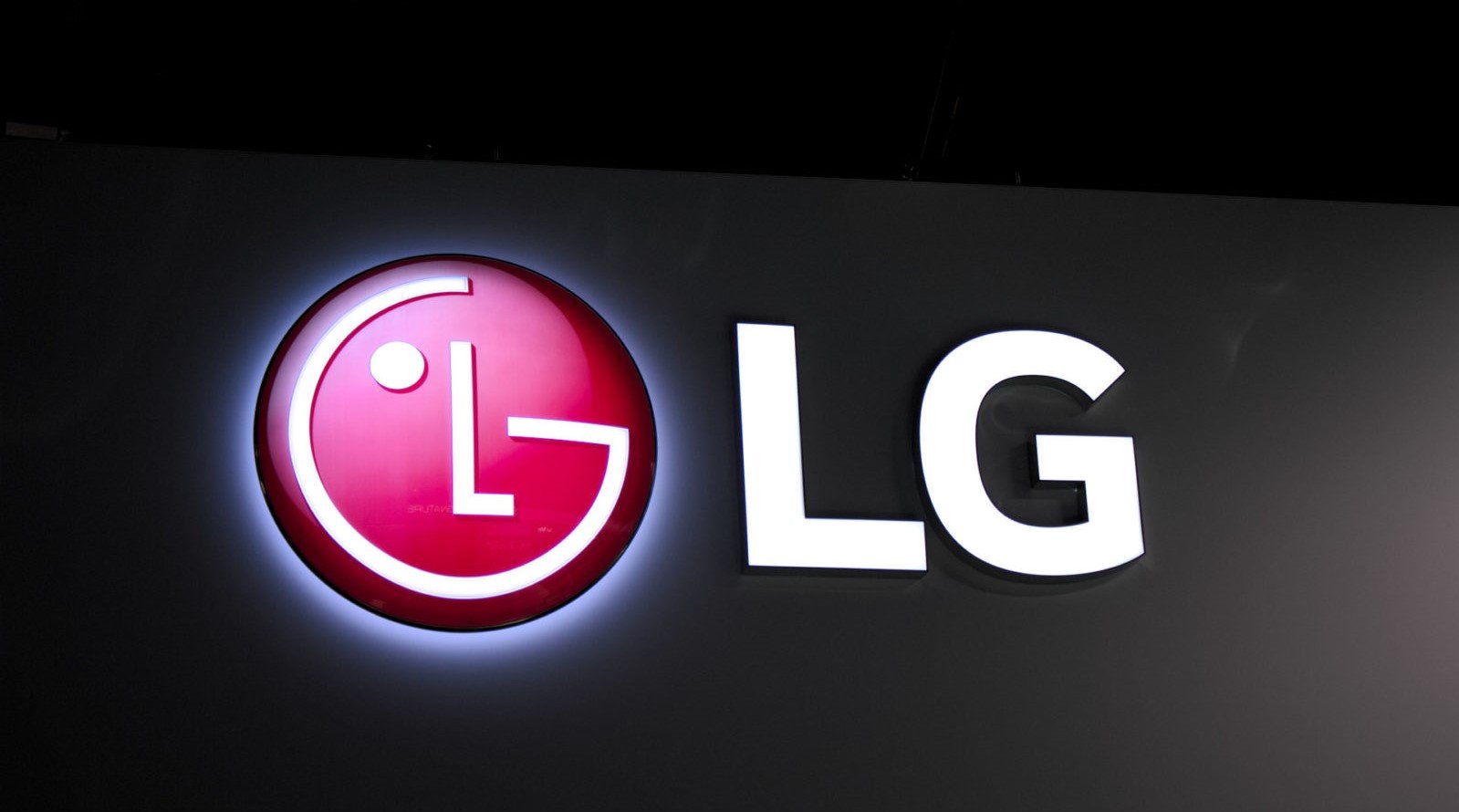 LG возвращается к вредным привычкам: новый планшет, старое оборудование