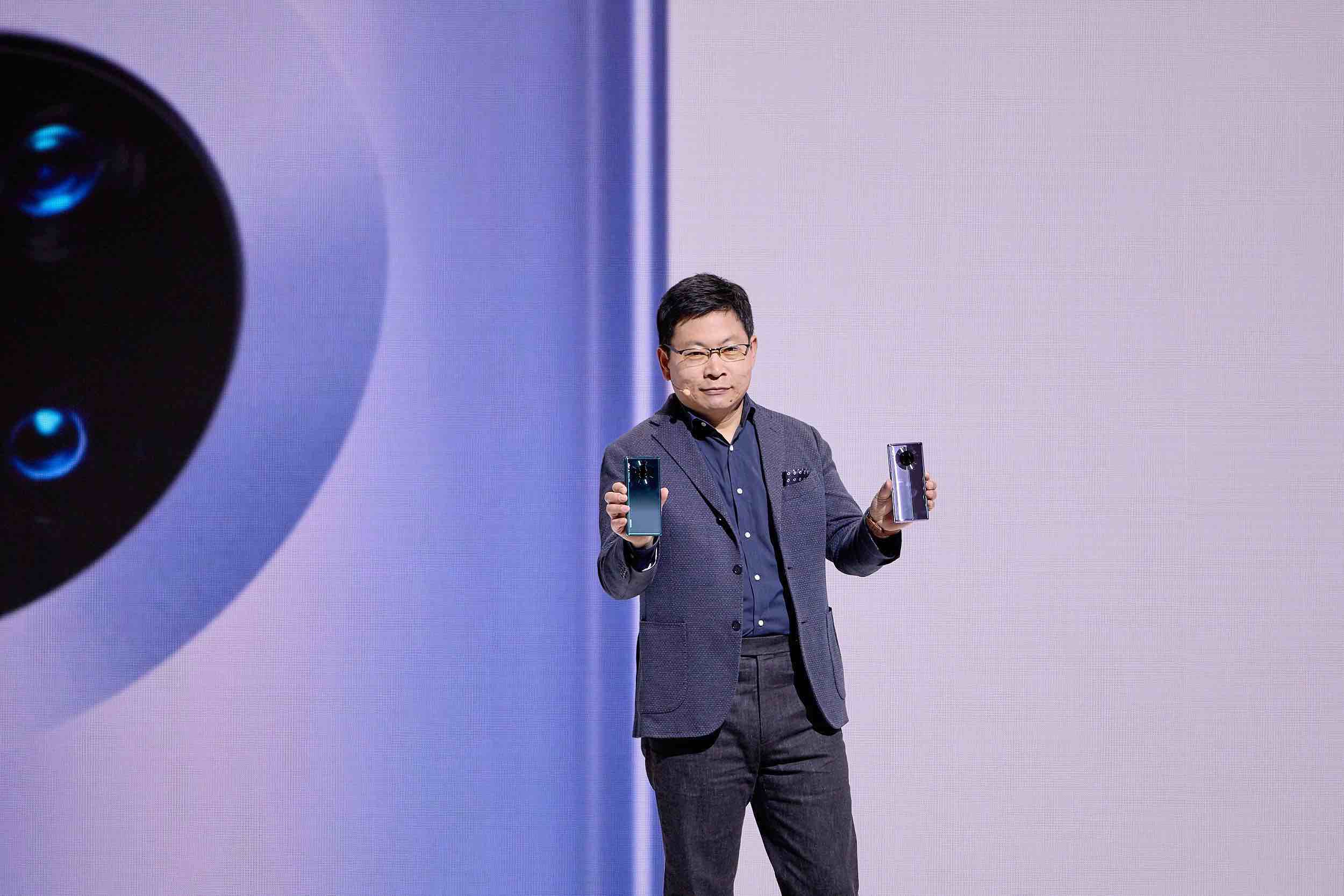 Huawei восхищает веганов: новая серия Mate 30 также предлагает синтетическую кожу