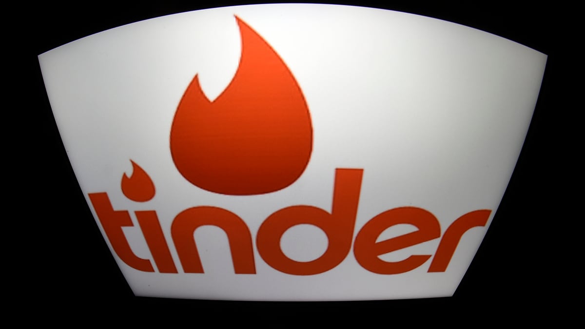 Tinder Owner Sued for Using Fake Profiles in Ads on Match.com
