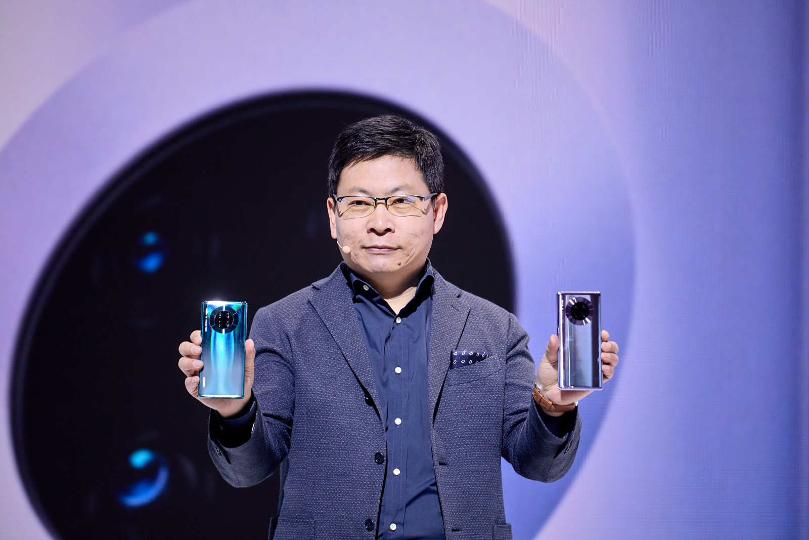 Huawei Mate 30 будет получать услуги Google "за одну ночь", если нет права вето