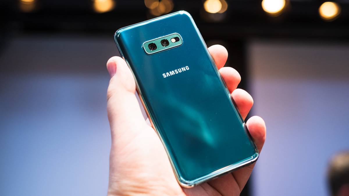 Samsung Galaxy S10 Lite, если у вас будет сканер отпечатков пальцев под ...