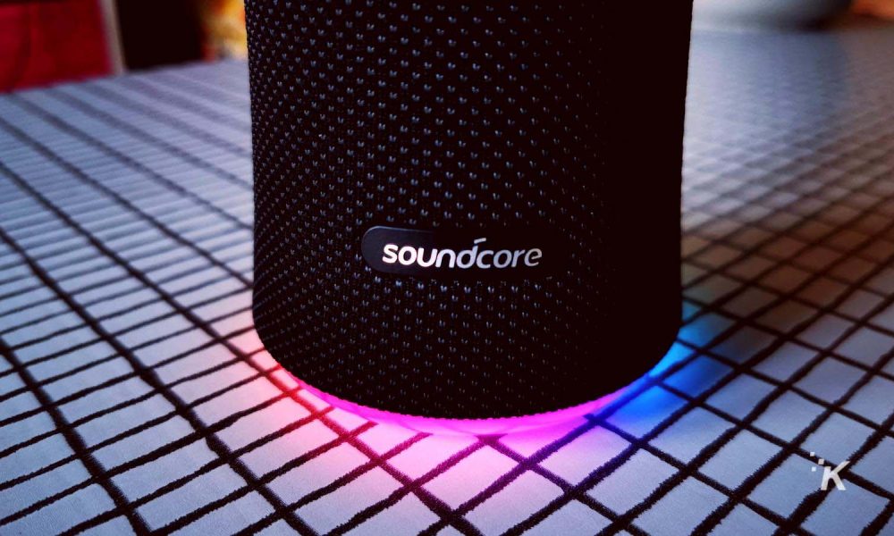 Комментарии: Soundcore Flare 2 - вечеринка для ушей (и глаз)