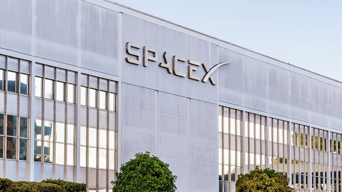 SpaceX And Microsoft Team Up