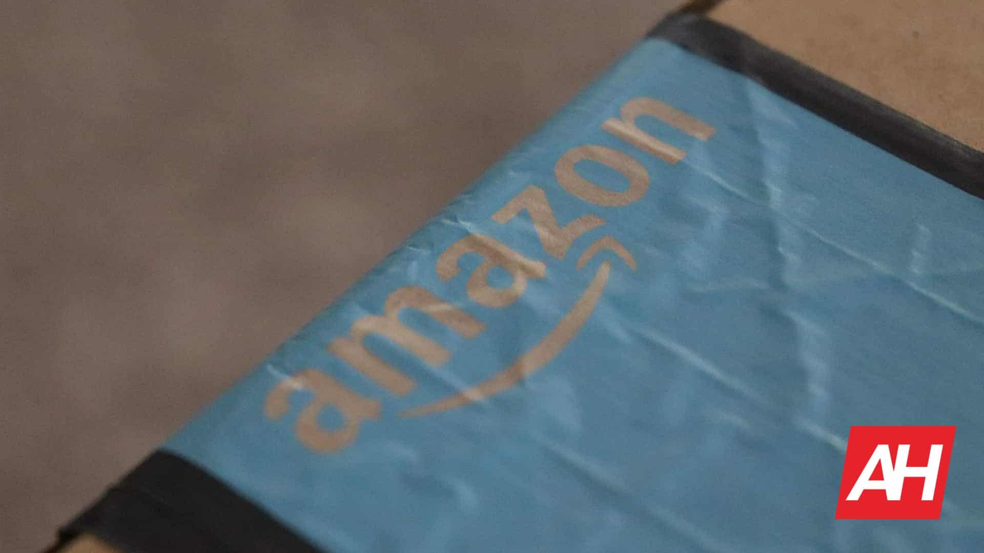 "Не настоящие" Amazon  Рабочие защищаются Amazon На Twitter Сумасшедший