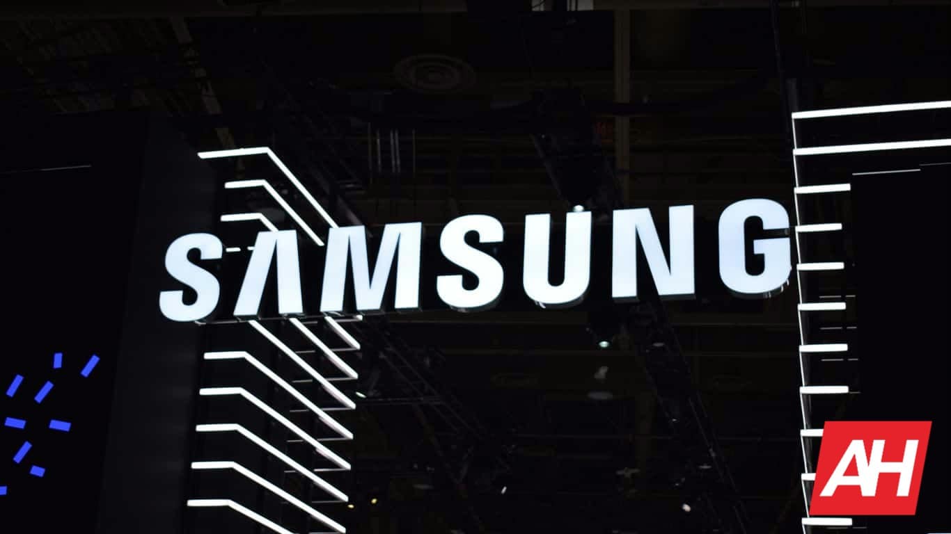 Новый патент Samsung показывает складной телефон с вращающейся камерой
