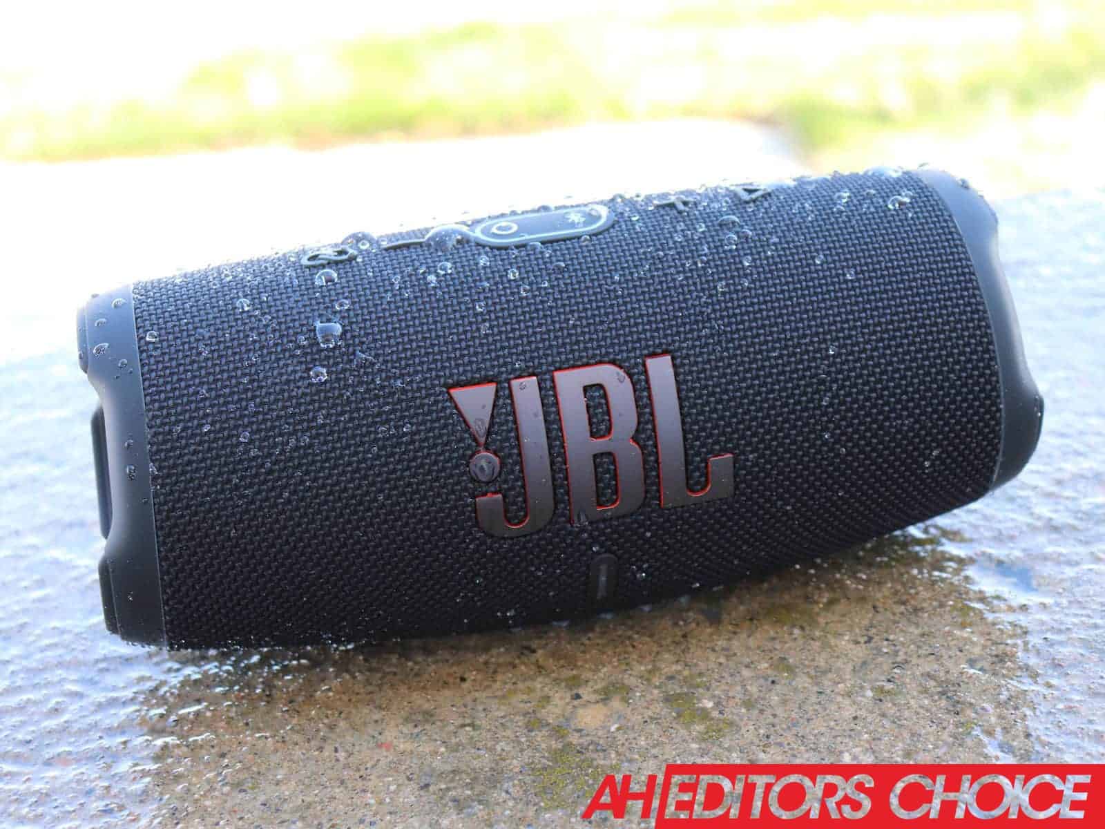 Обзор JBL Charge 5 - Надежная мощность, выходящая за рамки использования…