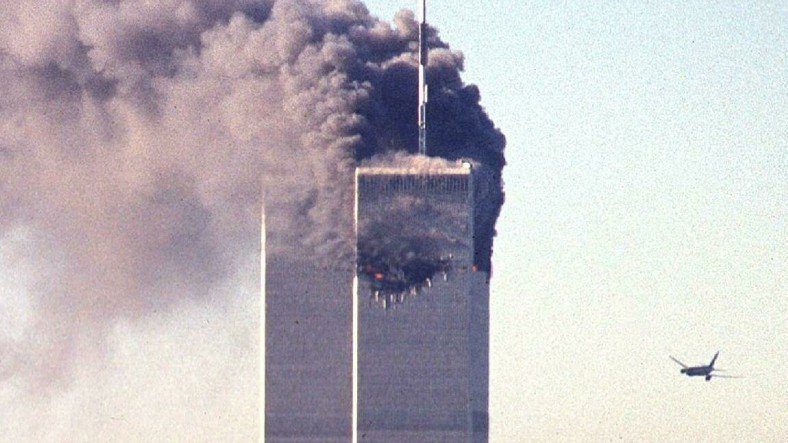 Изображения, отраженные в телекамерах 11 сентября 2001 г.