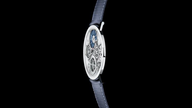Самые тонкие в мире механические часы Altiplano Ultimate Concept