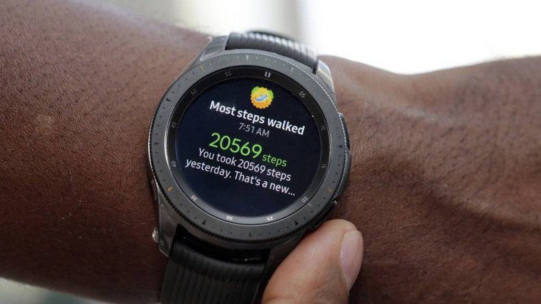 Новые часы Samsung Galaxy Спорт, будет представлено в ближайшее время