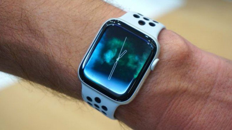 Apple Watch 4 новых дизайна часов вызвали бурные аплодисменты