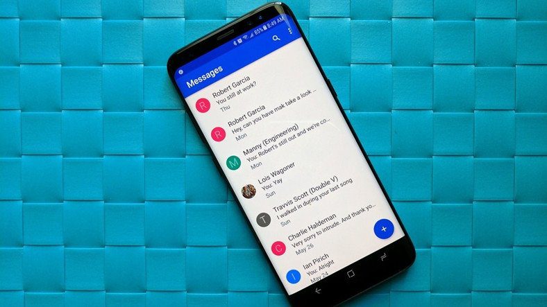 Google тестирует «умные ответы» для сообщений Android!