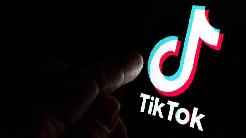 TikTok заблокировал опасный стрим под названием «Разрушитель черепов»