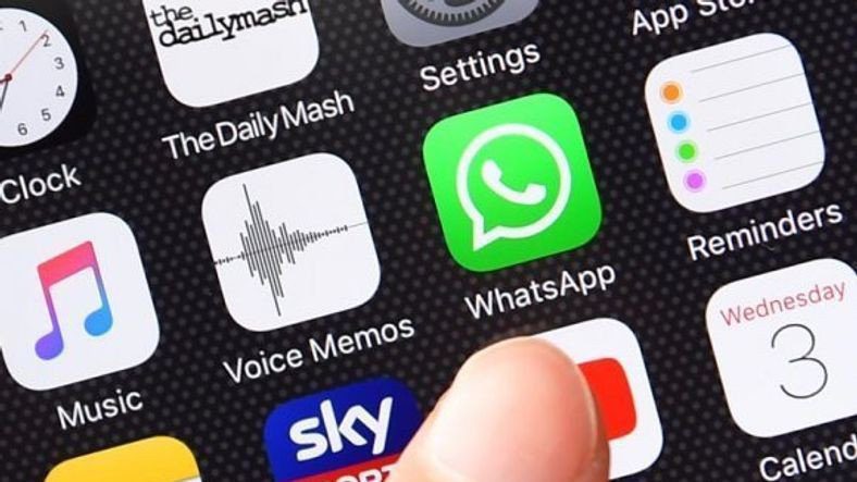 WhatsApp достигает аутентификации Touch ID и Face ID на iOS