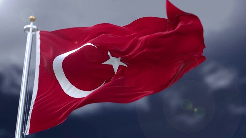 Три года тюрьмы за то, что поделился турецким флагом в виде нижнего белья