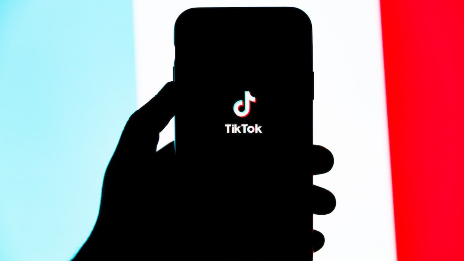 TikTok находится под следствием, поскольку ЕС требует ответа по поводу передачи данных граждан в Китай