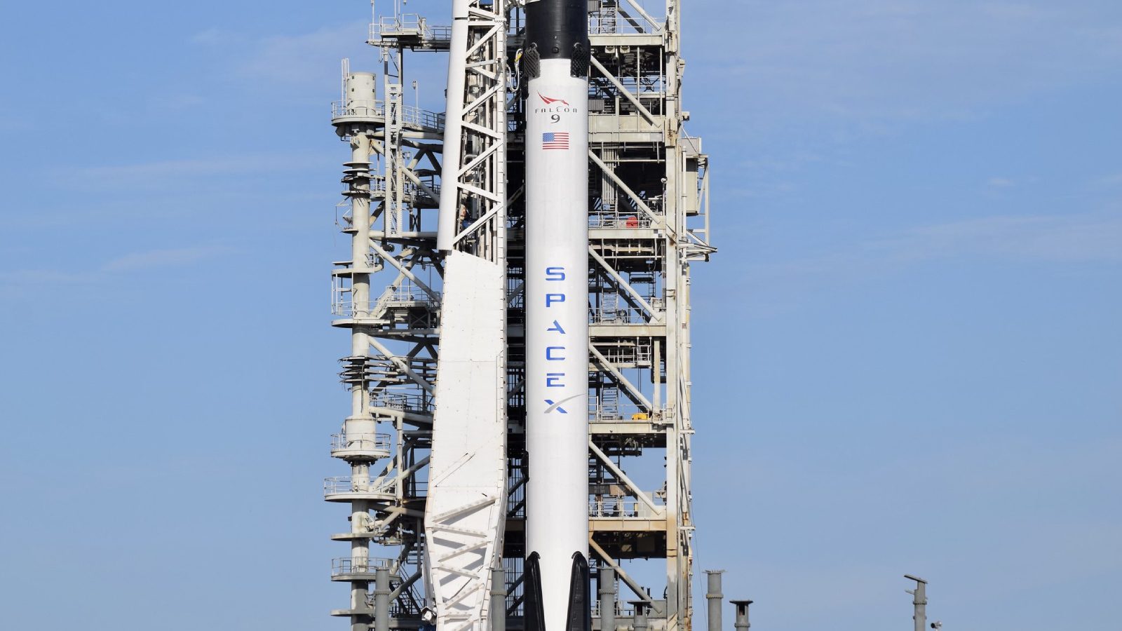 Миссия Транспортера-7 Falcon 9 отложена из-за неблагоприятных погодных условий