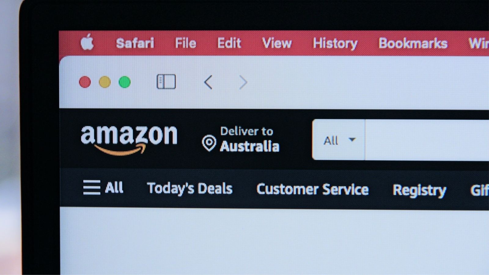 Amazon Складская политика поставила работников под угрозу: отчет