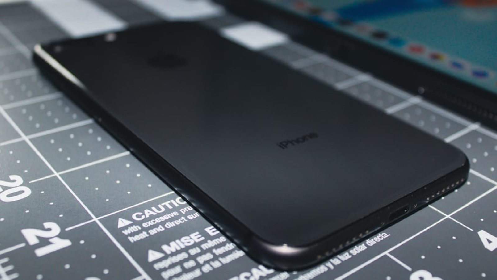 Apple Объявляет о бесконтактных платежах через новые iPhone