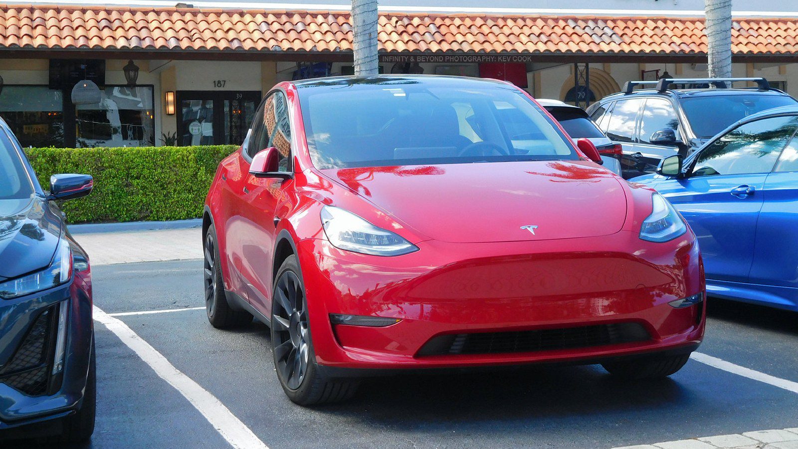 Tesla скоро выпустит более дешевую модель Y с большими батареями