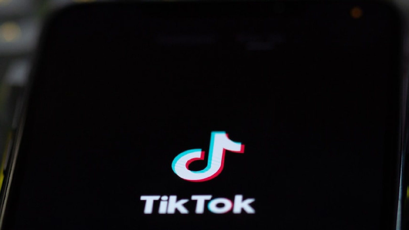 TikTok начинает знакомить поклонников онлайн с вирусными кулинарными тенденциями