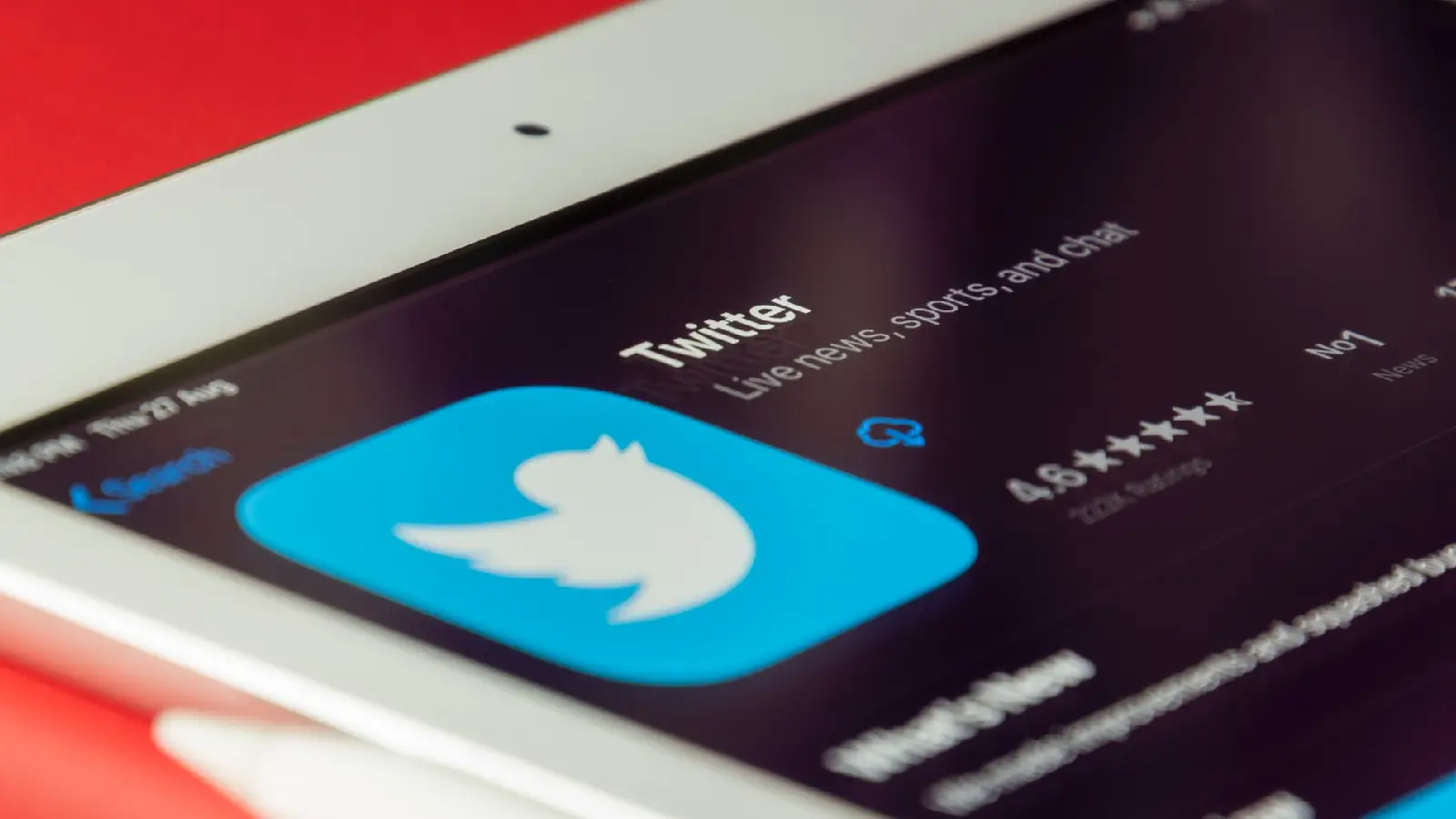 Twitter изменить контрастность всех кнопок, поскольку пользователи сообщают о напряжении глаз