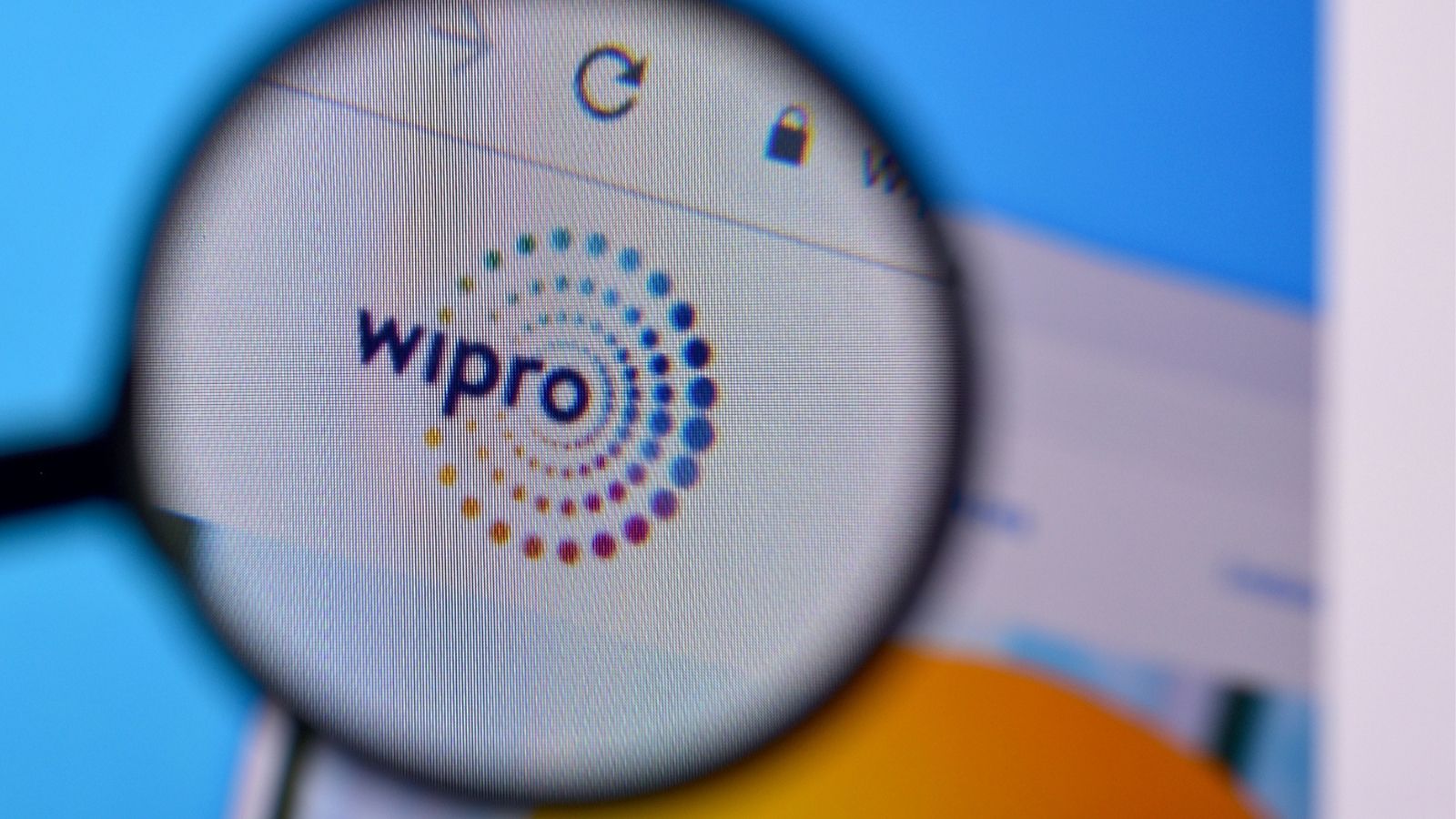 Wipro получила чистую прибыль в размере 29,7 млрд рупий за третий квартал 22 финансового года, что на 1,3% выше квартала к кварталу