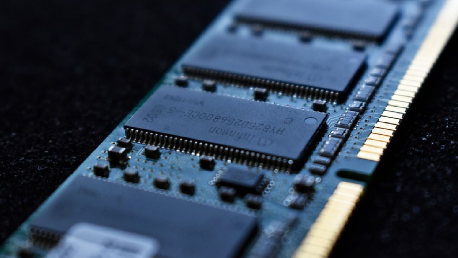 Памяти DDR5 не хватает из-за нехватки PMIC