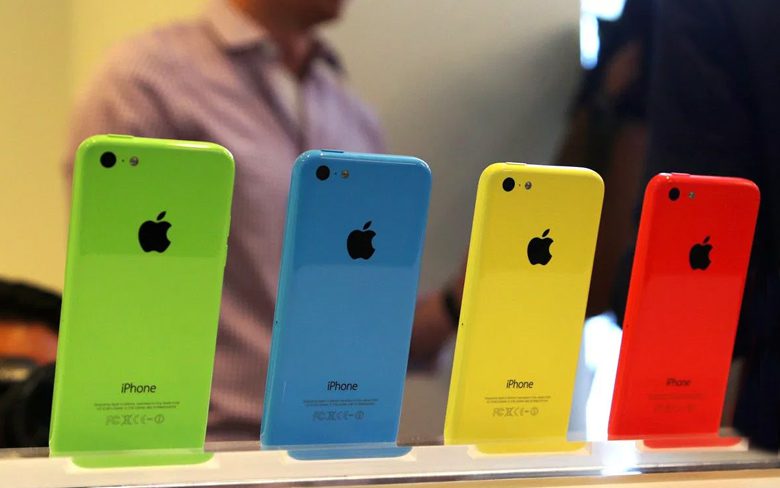 iPhone с ЖК-дисплеем в 2018 году будет иметь несколько вариантов цвета