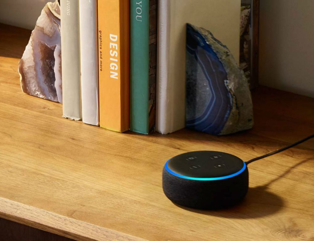 Amazon  Echo Dot (3-го поколения) Smart Speaker