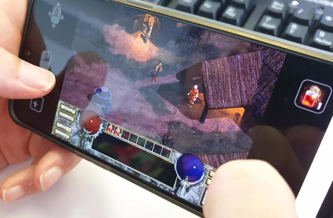 Как играть в оригинальный Diablo с вашего смартфона