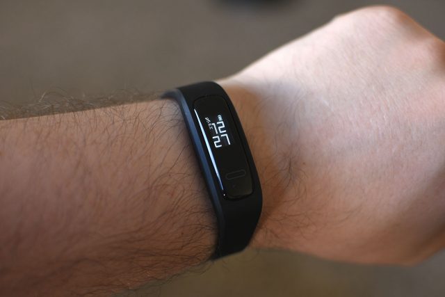 Top 5 features of the Huawei Band 3e: Shockingly cheap and competent