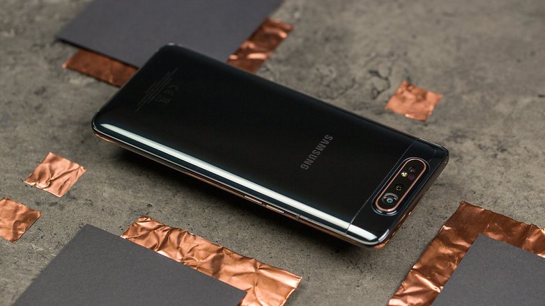 Samsung Galaxy A80 полный угол наклона спины
