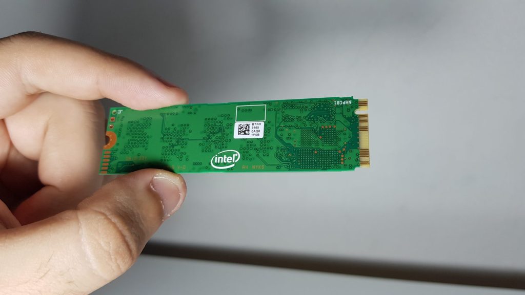 Intel SSD 660p Закрыть