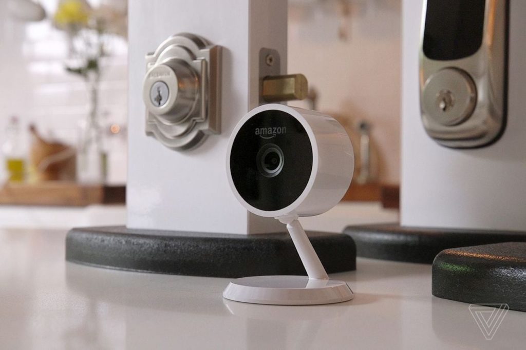 Наши любимые HD-камеры для наблюдения за вашим домом - Amazon Cloud Cam 03