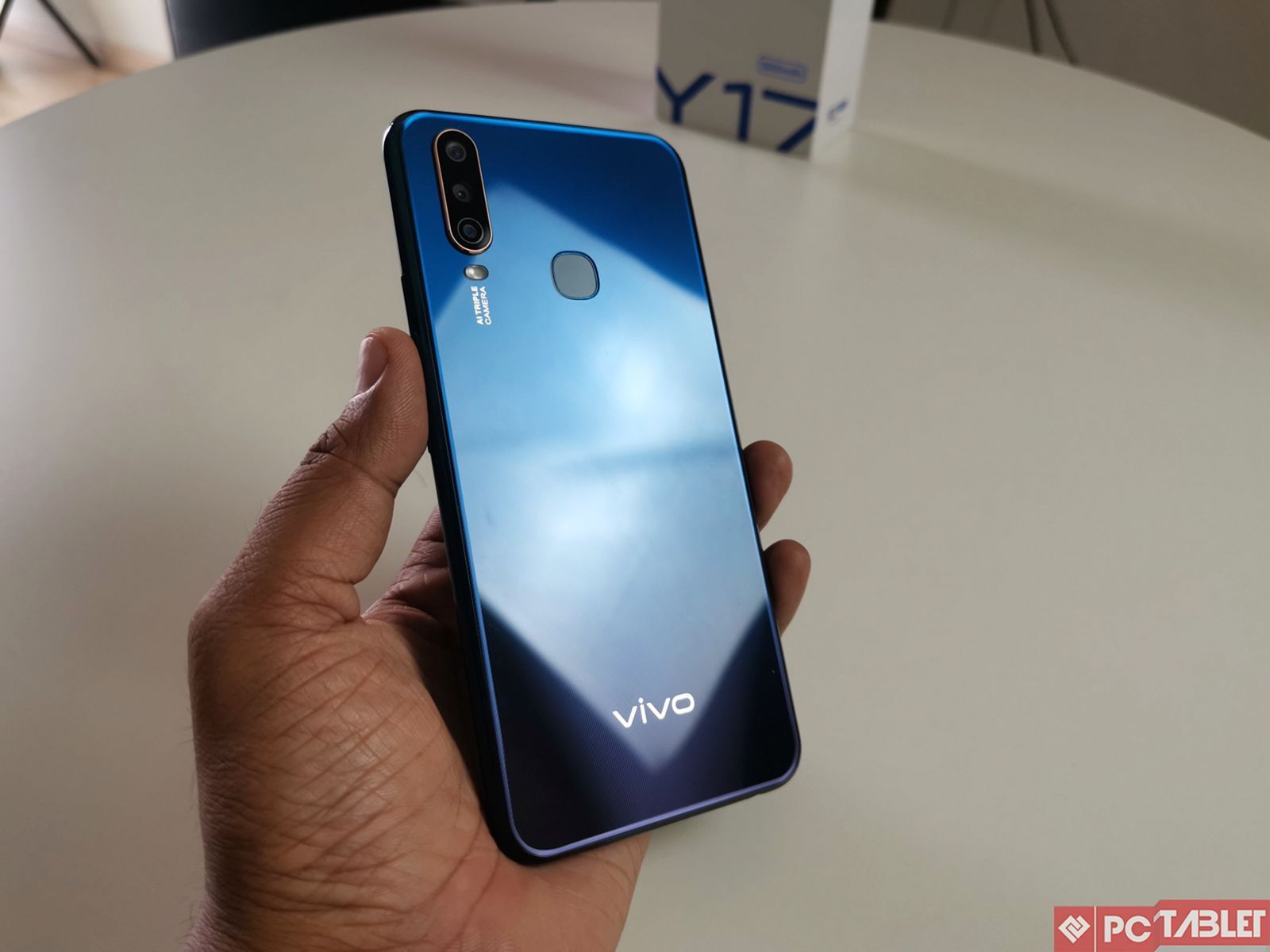 Vivo Обзор Y17 - хорошо построенный доступный смартфон