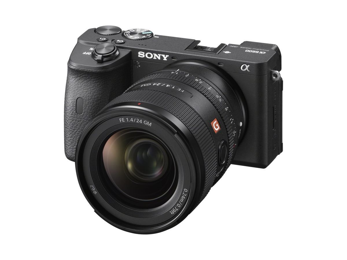 Sony представляет новые беззеркальные камеры A6600, A6100