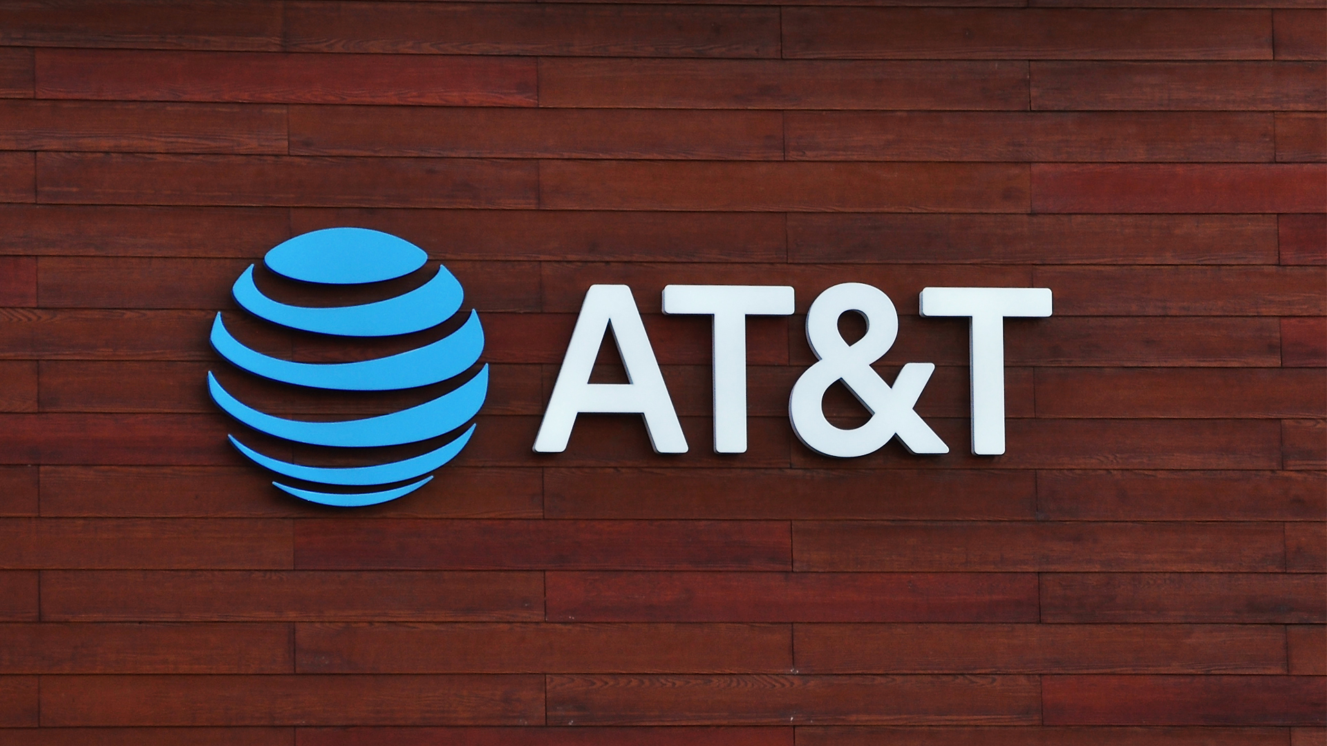 T-Mobile высмеивает AT & T за то, что она называет свою услугу 4G 5G