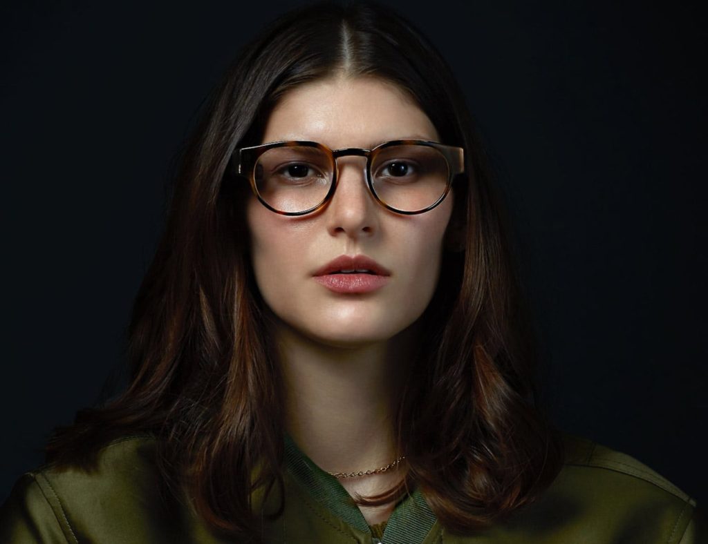 Очки от North Custom-Made Smart Glasses "aria-описаныby =" gallery-7-365070