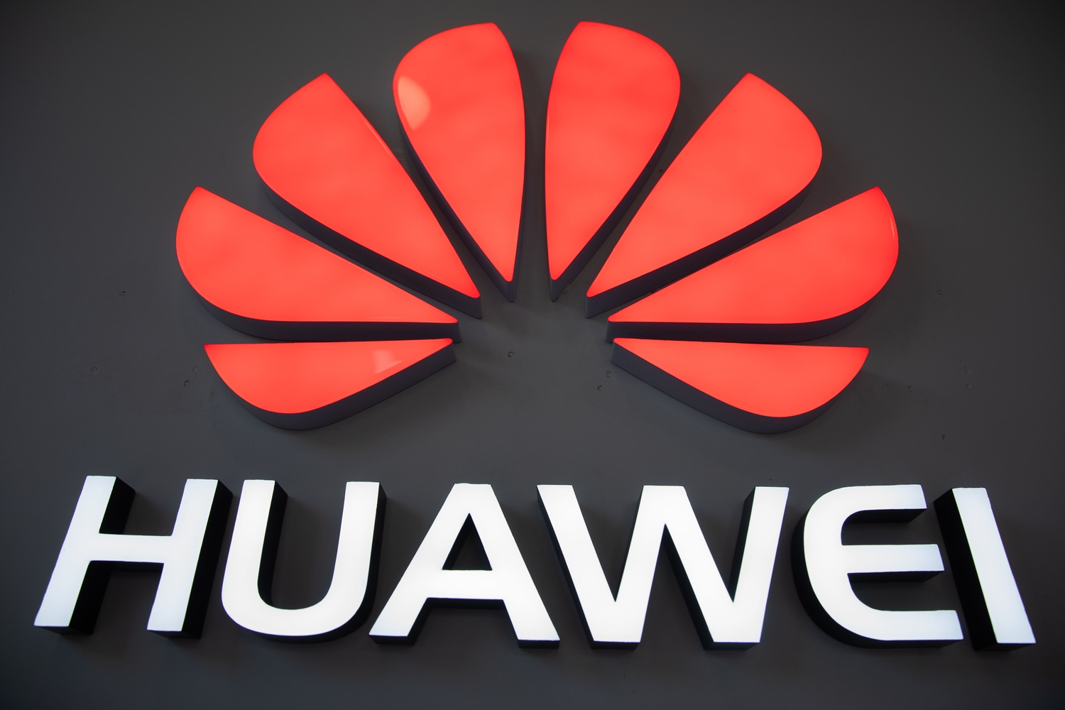 Huawei только что представила чип, который послужит основой для крупнейшего конкурента iPhone 11
