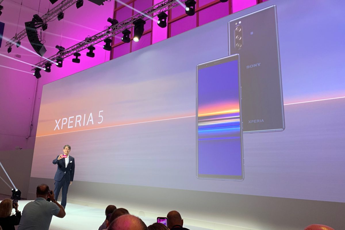 Sony представляет смартфон Xperia 5 с очень высоким экраном, предназначенным для просмотра фильмов