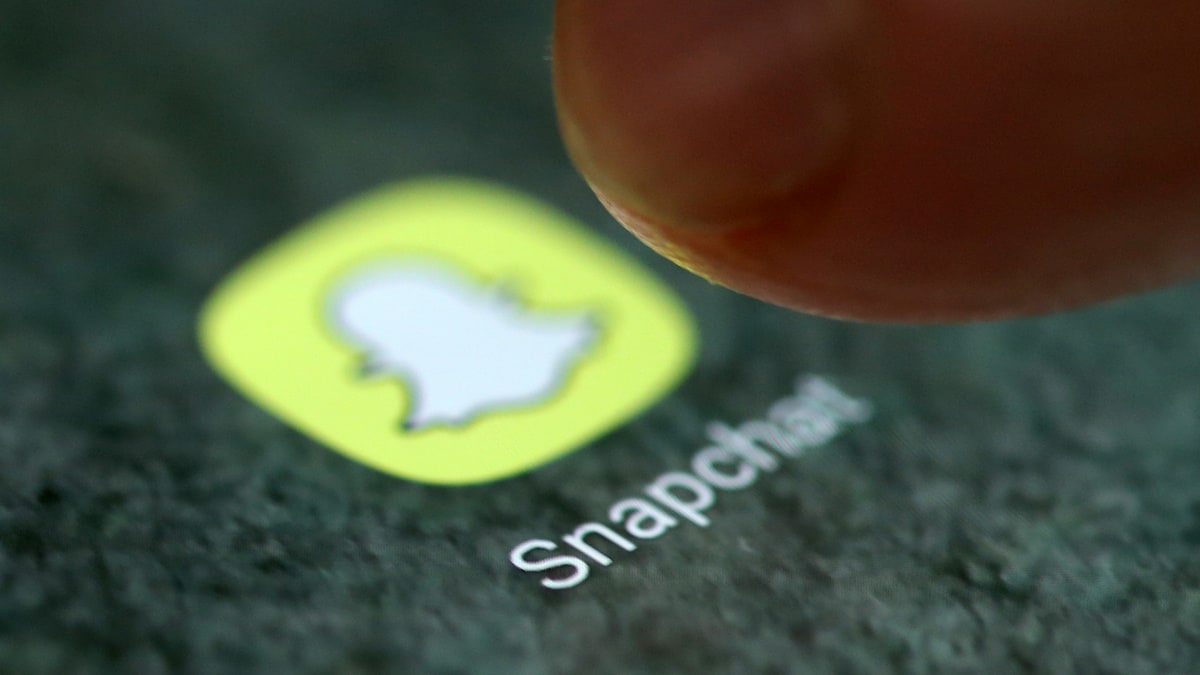 Snapchat Downloads Calm Fears That