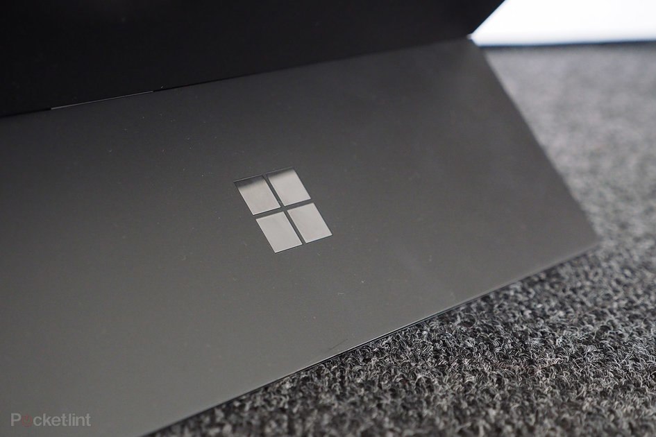 Microsoft разработала петли с жидкостным наполнением для складных устройств Surface