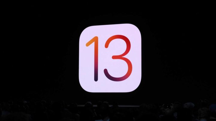 IOS 13 логотип с черным фоном