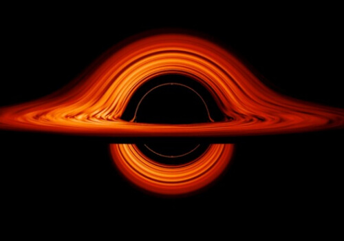 НАСА визуализирует искривленный мир черной дыры