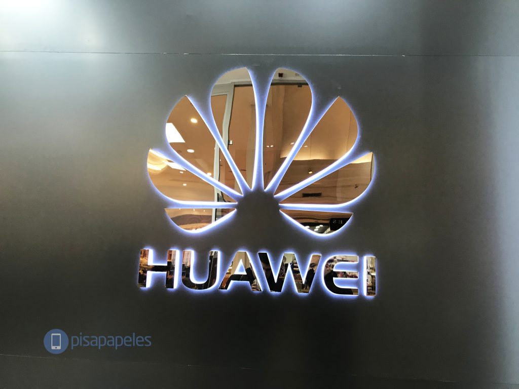 Huawei публикует официальный список 17 компьютеров, которые обновлены до Android 10